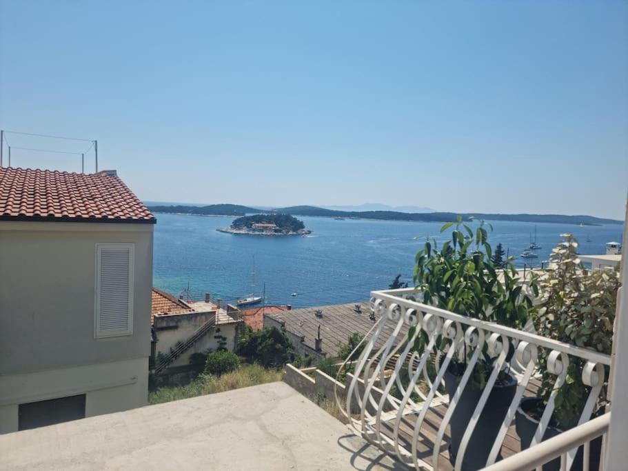 Private Room With View 1 Hvar Town Exteriér fotografie